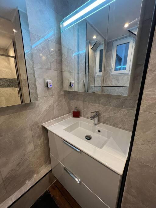 Appartement « Le Jardin Du Luxembourg » Paris Bagian luar foto